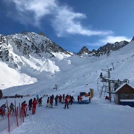 Pour 5 Avec Balcon Exposé Sud à - Fr-1-404-346 *