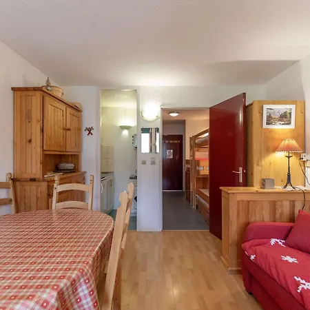 Appartement Pour 5 Avec Balcon Exposé Sud à - Fr-1-404-346 *